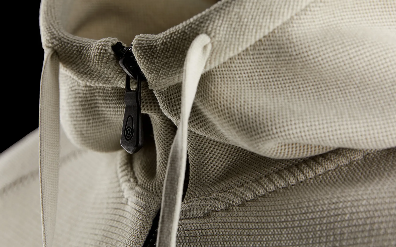 Sail Racing ELEMENT SEAMLESS ZIP HOOD